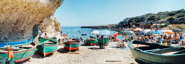 Polignano Puglia Italia Agosto 2019 Cala Incina Playa Libre Polignano — Foto de Stock