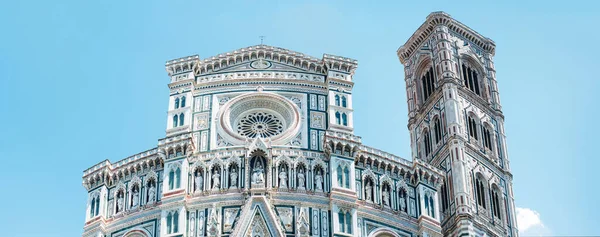 Florens Italien Fasaden Florens Katedral Bredvinkeleffekt — Stockfoto