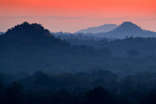 Morgensonnenaufgang Den Bergen Des Kruger Nationalparks Südafrika Hügel Mit Waldvegetation — Stockfoto