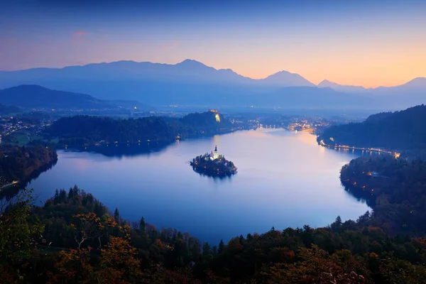 Manzara Slovenya Avrupa Nın Doğa Sisli Triglav Alpler Ile Orman — Stok fotoğraf