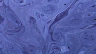 Soyut Renkli Boya Mürekkebi Patlaması Psikedelik Patlama Hareketi. yumuşak renkler, soyut kompozisyon. Mavi mermer zemin ile akrilik dokusu 