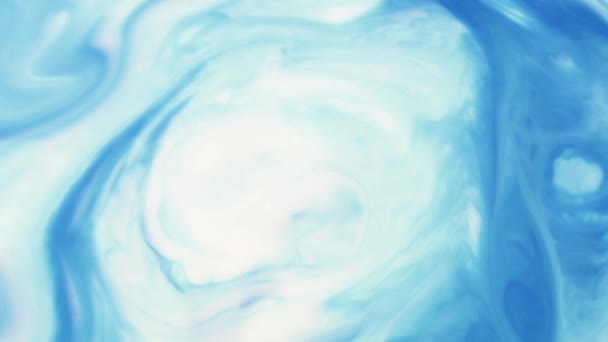 抽象的なカラフルなペイントインク拡散サイケデリックブラスト運動を爆発させます 柔らかい色抽象的な構成です 青の大理石の背景を持つアクリルテクスチャ — ストック動画