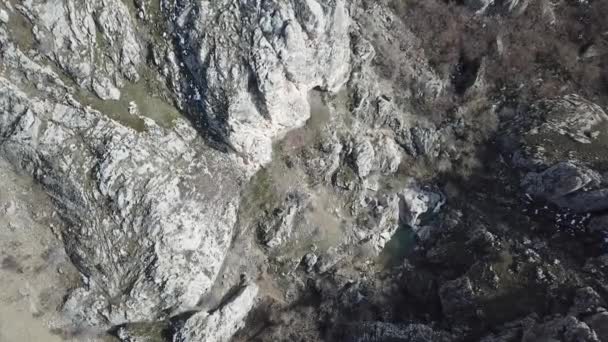 谷と山ドローン映像4K 七面鳥マウンテンパス 日当たりの良いトルコの山のドローン撮影 — ストック動画