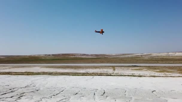 Vintage Biplane Does Loop Stunt Smoke Trails Airplane Air Show — Stock Video