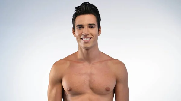 Ritratto Bellissimo Uomo Nudo Sorridente Che Mostra Denti Bianchi Che — Foto Stock