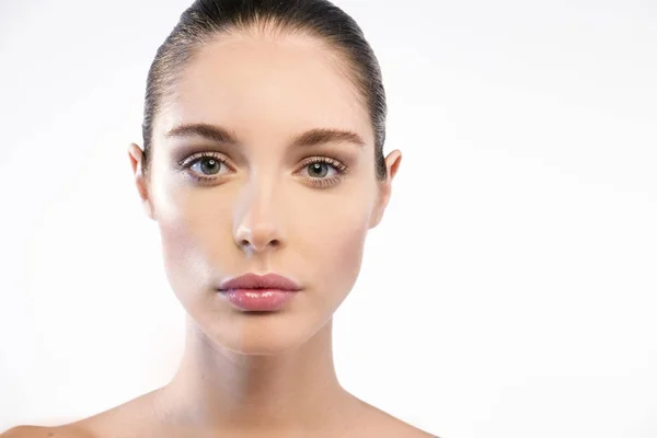 Portrait Caucasian Brunette Woman Perfect Face Skin Make Looking Camera — Stock Photo, Image