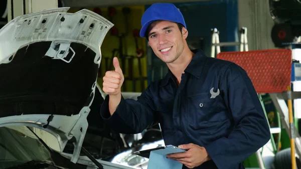 Garage Mechanic Having Checked Done Machine Makes His Thumb Smiles — Stock Photo, Image