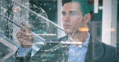 Fütüristik işadamı, öğrenci bir takım, holografik bir hologram dünyanın en hızlı, hızlı Internet kullanır, rehber, hızlı arama, konum kavramı iş gelecekteki, ağ, bağlantı ile bağlanın.