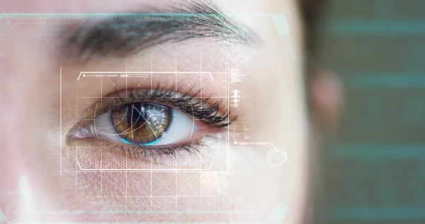 Teilansicht Des Frauenauges Mit Futuristischer Vision Wissenschaftlicher Forschung Und Cyberspace — Stockfoto