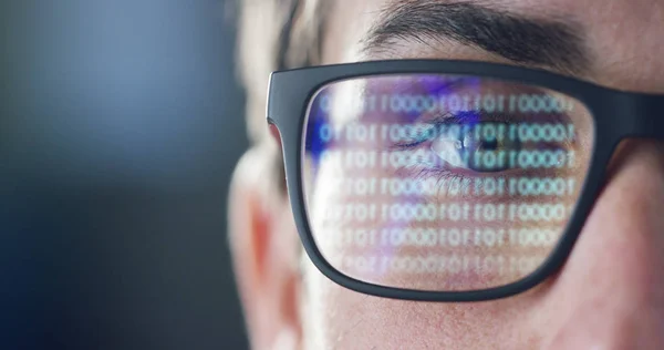 Vista Parcial Del Hombre Con Gafas Ojo Holograma Interfaz Futurista — Foto de Stock