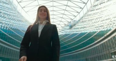 iş kadın müdür vasıl modern ofis cam Binası 