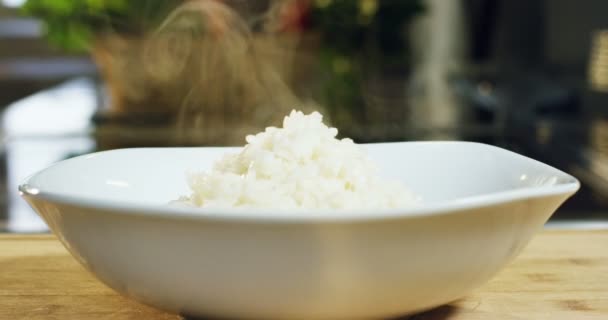 Talyan Şef Mutfak Mutfak Profesyonel Talyan Beyaz Pirinç Pirinç Işık — Stok video
