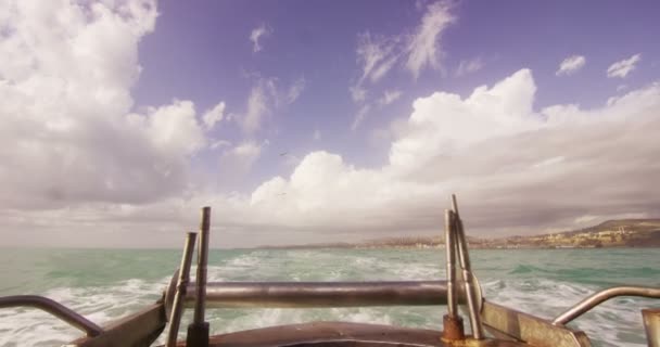 Ein Boot Das Meer Auf Der Suche Nach Fisch Zum — Stockvideo