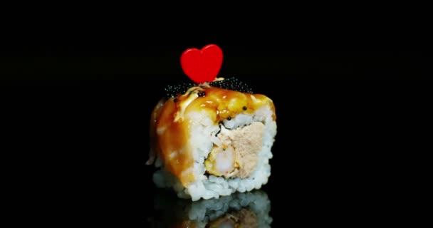 Sushi Alta Calidad Gira Sobre Fondo Negro Muestra Toda Bondad — Vídeo de stock