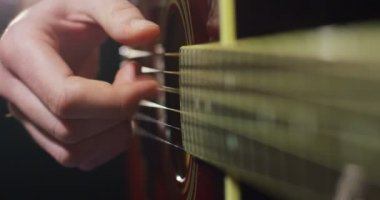 Akustik gitar, ağır çekim video oynamak müzisyen kişi video 