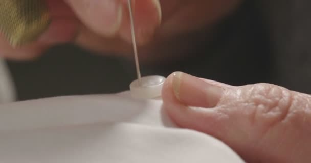 Super Slow Motion Una Macchina Cucire Professionale Che Cuce Con — Video Stock