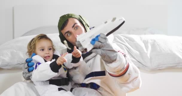 Romantic Family Moments Dad Daughter Playing Spacecraft Both Dressed Astronauts — Stock Video