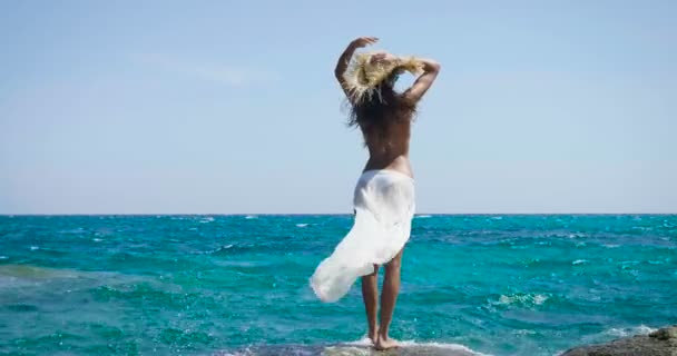 Arrière Voir Vidéo Belle Femme Portant Des Maillots Bain Blancs — Video