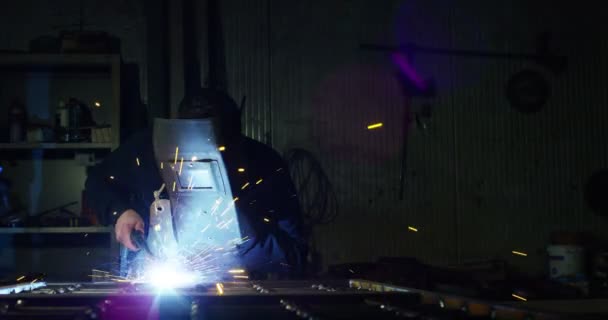 Blacksmith Welder His Welder Welding Steel Iron Extreme Slow Motion — Stock Video