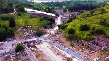 Efes Antik Şehir - Selcuk İzmir (Celsus Kütüphanesi, Büyük Tiyatro ve Hadrian Tapınağı)