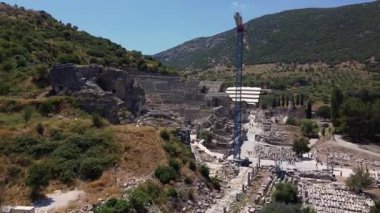 Efes Antik Şehir - Selcuk İzmir (Celsus Kütüphanesi, Büyük Tiyatro ve Hadrian Tapınağı)