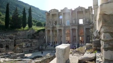 Efes Antik Şehir - Selcuk İzmir (Celsus Kütüphanesi, Büyük Tiyatro ve Hadrian Tapınağı)