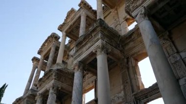 Efes Antik Şehir - Selcuk İzmir (Celsus Kütüphanesi, Büyük Tiyatro ve Hadrian Tapınağı)