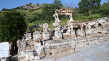 Efes Antik Şehir - Selcuk İzmir (Celsus Kütüphanesi, Büyük Tiyatro ve Hadrian Tapınağı)