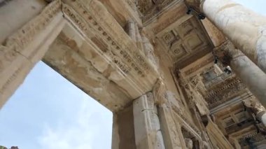 Efes Antik Şehir - Selcuk İzmir (Celsus Kütüphanesi, Büyük Tiyatro ve Hadrian Tapınağı)