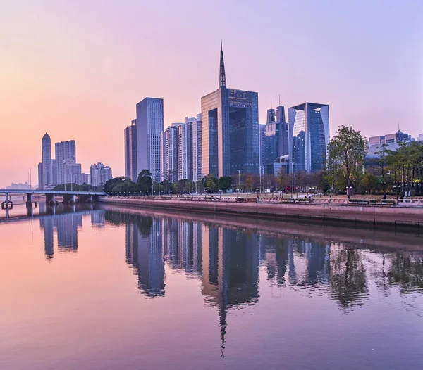 Güzel Guangzhou şehir günbatımı sahne ve manzarası görünümü, Çin