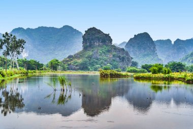 Dağlar görünümü Ninh Binh, Vietnam