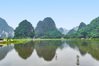 Dağlar görünümü Ninh Binh, Vietnam