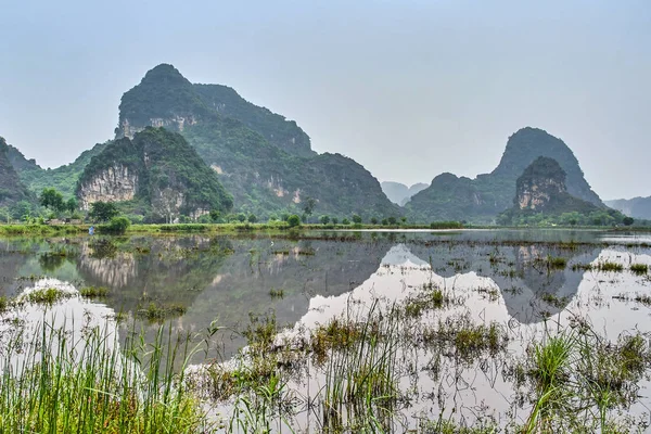 Bergen Weergave Ninh Binh Vietnam — Stockfoto