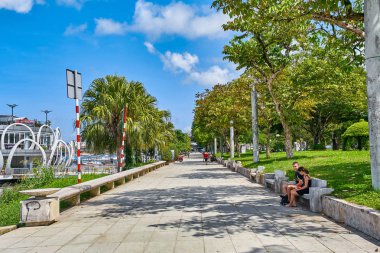 Hue, Vietnam - 24 Ekim 2018: Kamu parki dolgu