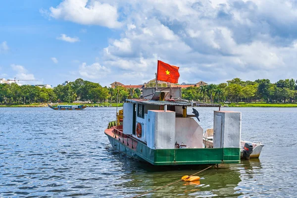 Parfüm Nehri Hue Vietnam Balıkçı Teknesi — Stok fotoğraf