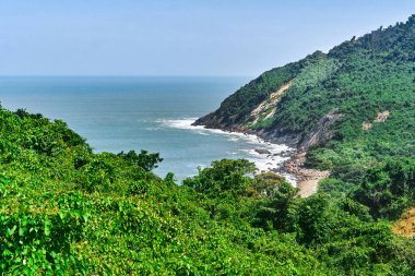 Hai Van Pass (Phu Tho) ünlü yolu doğal görünümü, Vietnam
