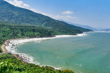 Hai Van Pass (Phu Tho) ünlü yolu doğal görünümü, Vietnam