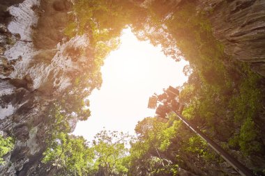 Kuala Lumpur, Malezya yakınındaki Batu mağaraları görüntülemek