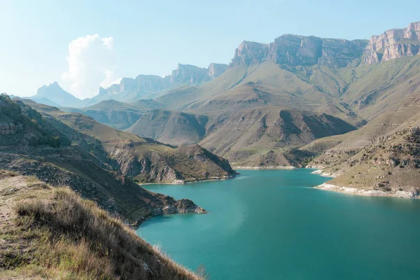 Krásné Jezero Regionu Elbrus Stock Obrázky