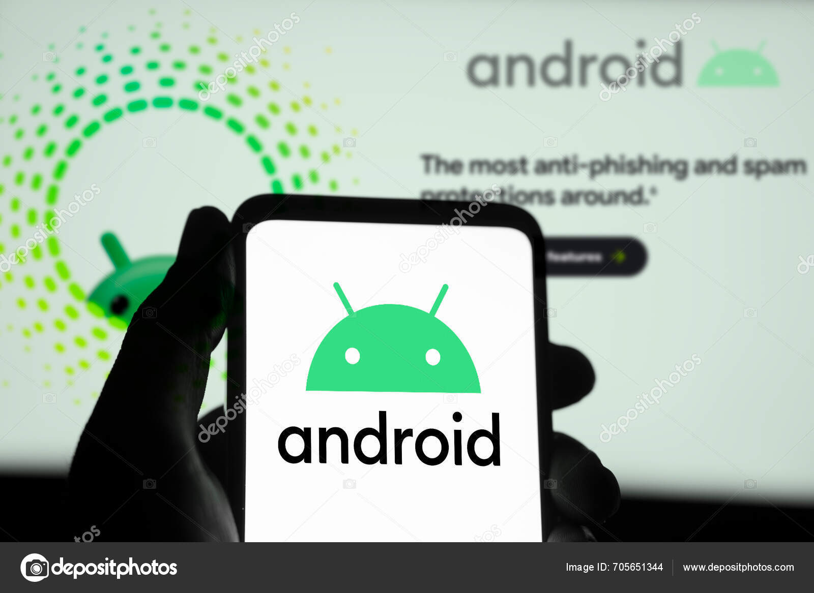 Dhaka Bangladesh March 2024 Android Logo Displayed Smartphone — Stock