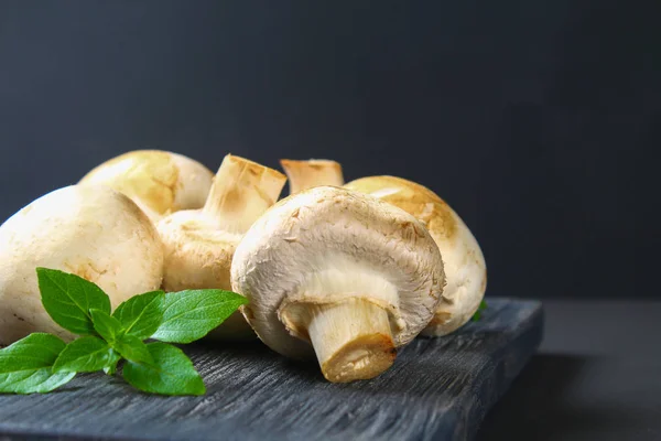 White Fresh Champignons Parsley Wooden Board Gray Dark Table Mushrooms — Stock Photo, Image