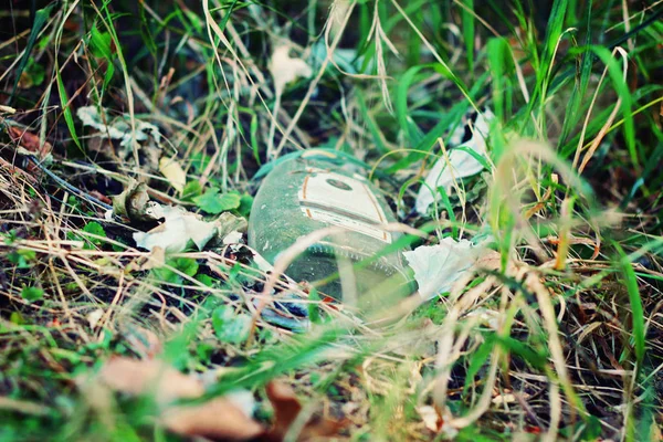 Umweltproblem Müllhalde Wald — Stockfoto