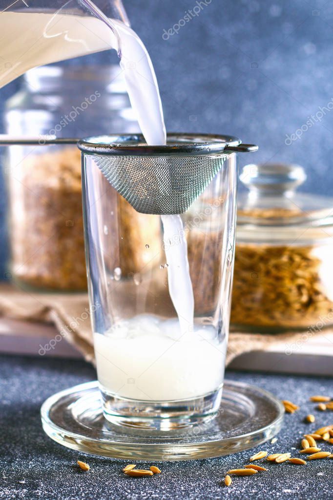 Broth, infusion of oat grains. Oat kvass, jelly is a healthy drink