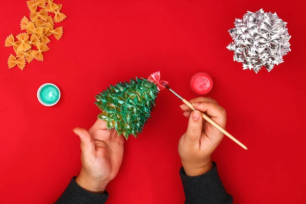 Como Fazer Uma Árvore Natal Arcos Macarrão Crus Processo Fazer — Fotografia de Stock