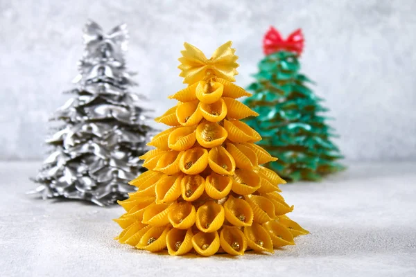 Cómo Hacer Árbol Navidad Pasta Cruda Conchiglie Proceso Hacer Árboles Fotos De Stock Sin Royalties Gratis