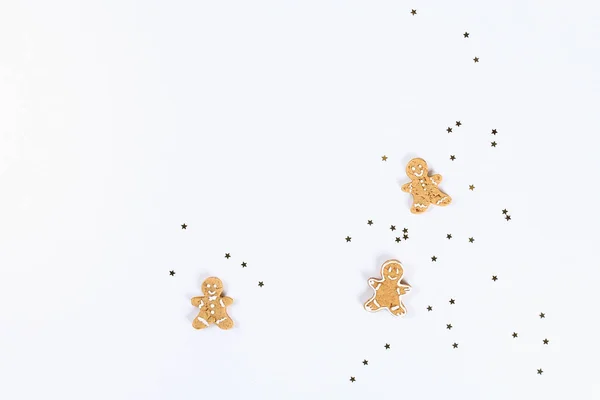 Kerst Lay Out Gouden Ster Vormig Confetti Zelfgemaakte Gember Koekjes — Stockfoto