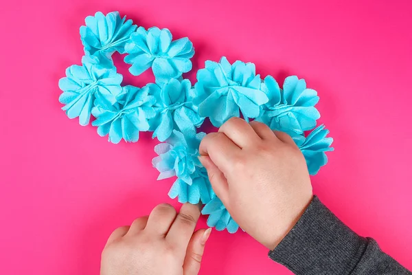 Diy Oito Feito Papelão Decorado Flor Artificial Feita Azul Tecido — Fotografia de Stock