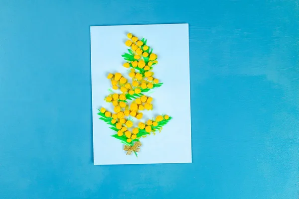 Biglietto Auguri Fai Con Palline Carta Mimosa Marzo Sfondo Blu — Foto Stock