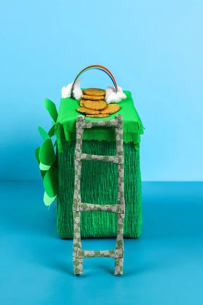 Diy Leprechaun Fällan Med Guldmynt Rainbow Och Grön Stege Patricks — Stockfoto