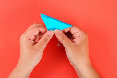 Diy üç boyutlu 3d tebrik kartı bir Yaşayan mercan arka plan anneler günü için çiçek ile.